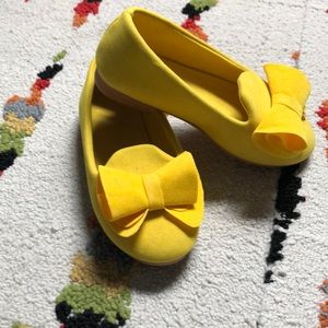 Yellow flats